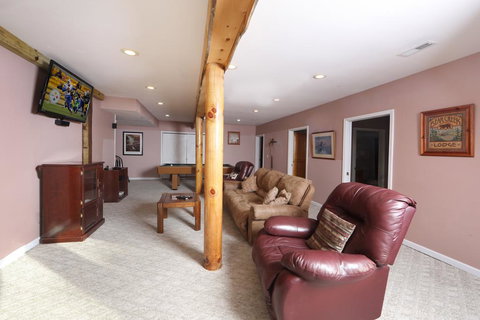 A View For All Seasons Cabin - Adwords Guide 1