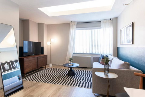 Abode Vue At 3rd Downtown Loft Style Suite + Sleeper Sofa - Adwords Guide 1