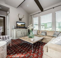 All-Suite Century Oak House - Walk to Hidden Falls home