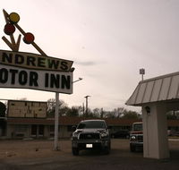 Andrews Motor Inn