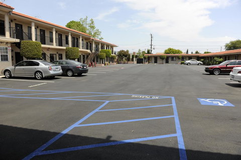 Best Budget Inn Anaheim - Adwords Guide 3