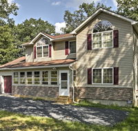 Bushkill House with Deck  Resort Community Amenities