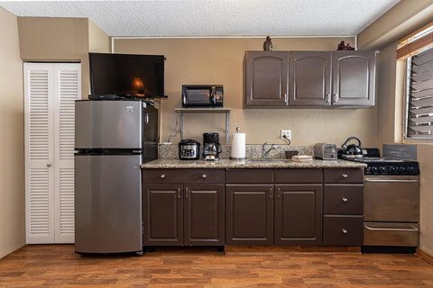 Cabana Waikiki 1 BDR 4th Floor A - Adwords Guide 2