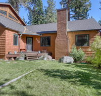 Casual and Cute Cabin Near the Lake
