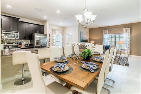 CF7408HA - 5 Bedroom Townhouse In Storey Lake Resort, Sleeps Up To 10, Just 5 Miles To Disney - Adwords Guide 0