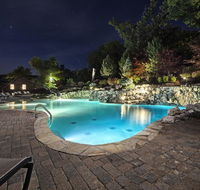 Chalets Resort Lakefront Cottage Free Amenities Amazing views Kayaks 2 Pools