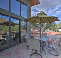 Chic Sedona Retreat about 2 Mi to Cathedral Rock Trail