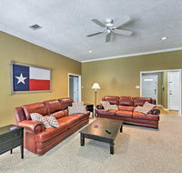 College Station Home with Yard - 5 Mins to A and M