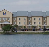 Comfort Inn  Suites Lakeside