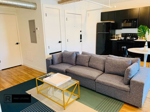Cozy Oak Lawn Suite - Adwords Guide 0