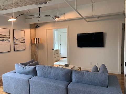 Cozy Oak Lawn Suite - Adwords Guide 3