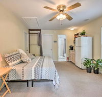 Cozy Studio w/ Yard 6 Mi to Dwtn Beaufort