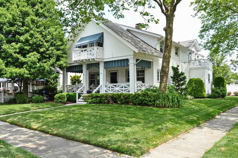 Elegant Belmar Home With Porch - 3 Blocks To Beach! - Adwords Guide 1