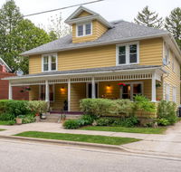 Elkhart LakeTownhome with Backyard- 1 Block to Beach