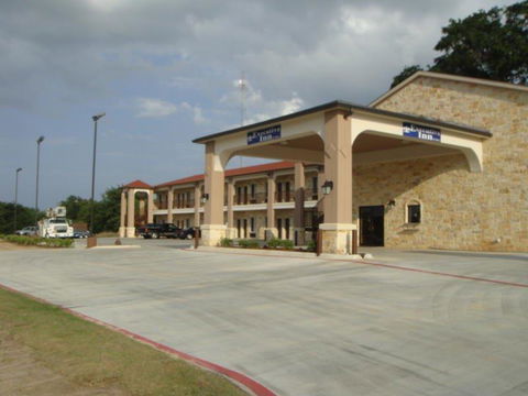 EXECUTIVE INN & SUITES - Adwords Guide 0