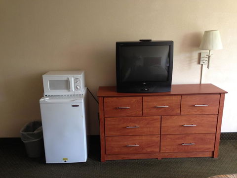 EZ Travel Inn College Station - Adwords Guide 2