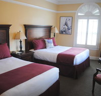 Historic Sonora Inn