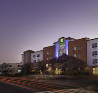 Holiday Inn Express Hotel Suites Belmont