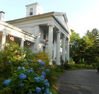 House of 1833 Bed and Breakfast