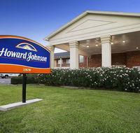 Howard Johnson by Wyndham Beaumont