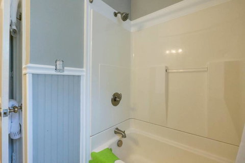 K9 Cottage @ PupPad Mainline - Adwords Guide 2