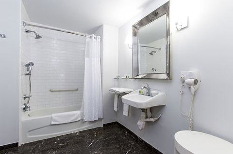 L.A. Sky Boutique Hotel - Adwords Guide 1