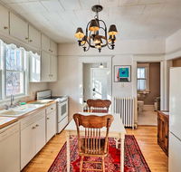 Restored 1930's Bungalow with Fire Pit In Town