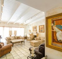 Room at the house of Movies HSR19-004187