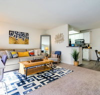 South Coast Dr Suite Mins to Irvine Disney  Newport Beach