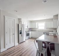 Spacious Family Home very close to ARK