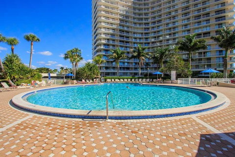 SST3-409 - South Seas Tower Condo - Adwords Guide 0