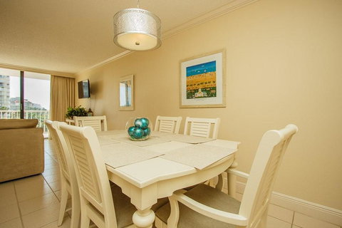 SST3-409 - South Seas Tower Condo - Adwords Guide 1