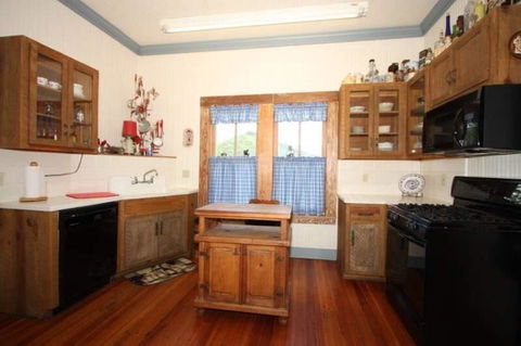 W Creek St Home 509 - Adwords Guide 3