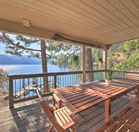 Waterfront Hayden Lake Studio w/Beach Access