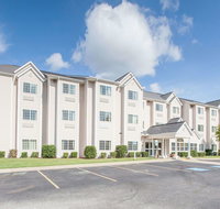 Microtel Inn by Wyndham Rogers