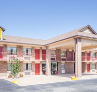 Super 8 by Wyndham Clinton