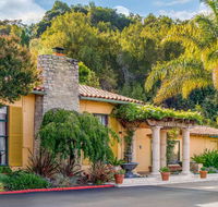 Inn Marin and Suites an Ascend Hotel Collection Member