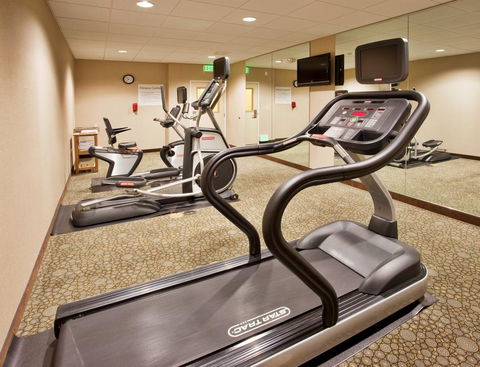 Holiday Inn Express Hotel & Suites Merced - Adwords Guide 21