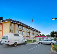 Days Inn by Wyndham Woodland