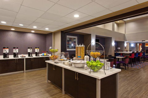 Hampton Inn And Suites Merced - Adwords Guide 12