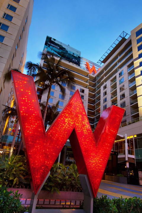 W Hollywood - Adwords Guide 3