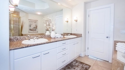 CRD0708 - Panoramic View Two-bedroom Apartment - Adwords Guide 6