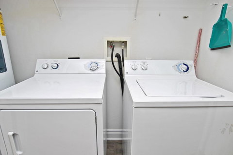 San Carlos 808 Condo - Adwords Guide 8