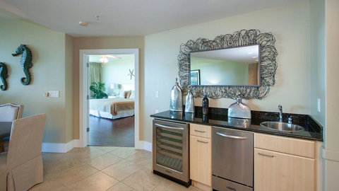 CRC0216 - Timeless And Quiet Two-bedroom Apartment - Adwords Guide 3