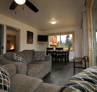 Denali 2-King Bedrooms each with own Private Bathroom. Full Kitchen and Amentities