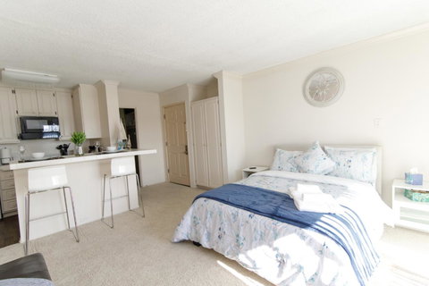 A Block Away To The Beach & Venice - Adwords Guide 2