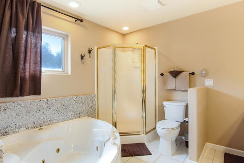 Eagles Nest At Creekside Home - Adwords Guide 17