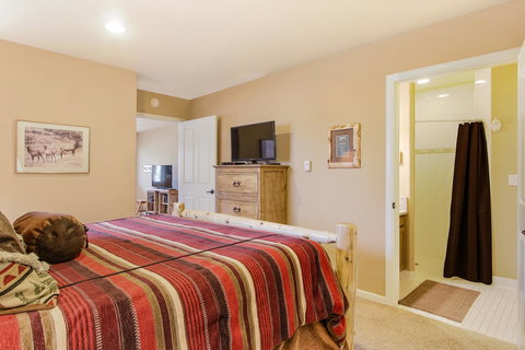 Eagles Nest At Creekside Home - Adwords Guide 37