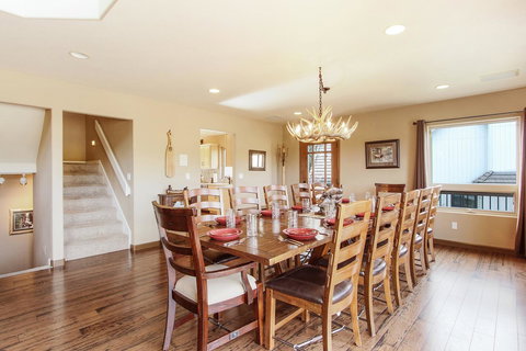 Eagles Nest At Creekside Home - Adwords Guide 28