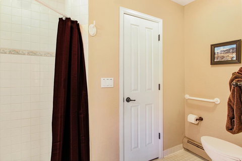 Eagles Nest At Creekside Home - Adwords Guide 31